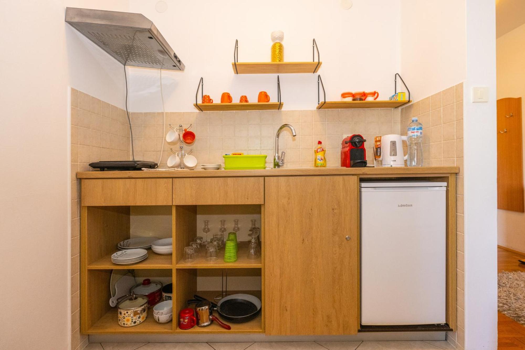 Mina Penthouse Apartment โนวีซาด ภายนอก รูปภาพ