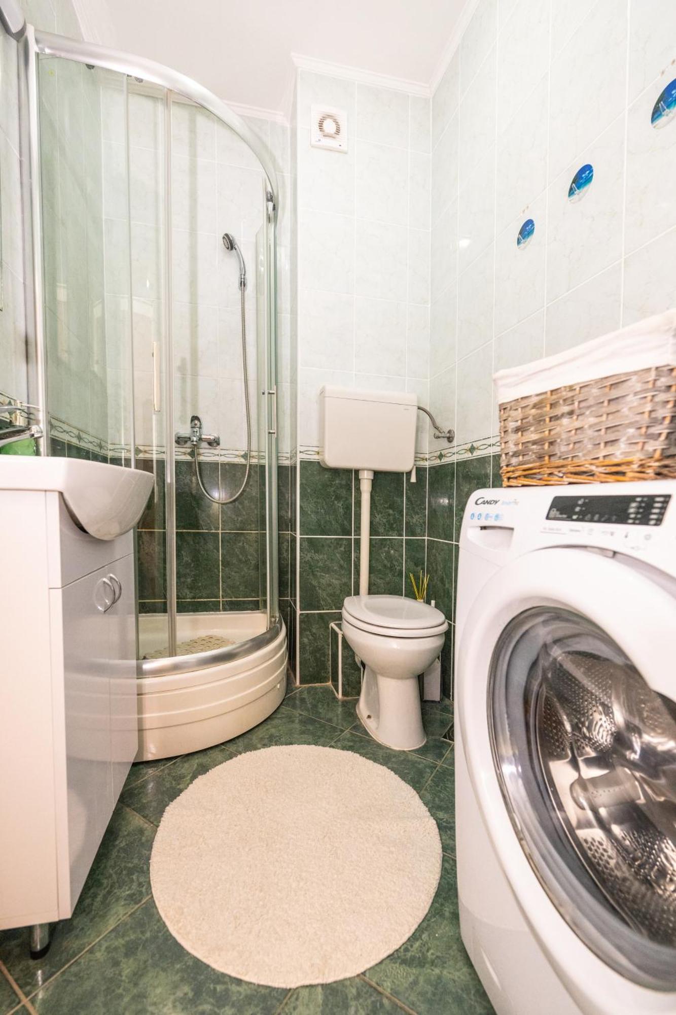 Mina Penthouse Apartment โนวีซาด ภายนอก รูปภาพ